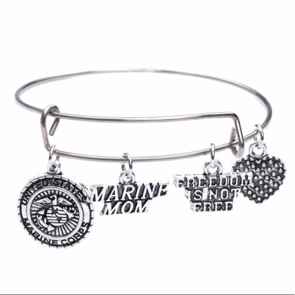Marine Mom Bracelet 💕